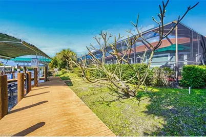 130 Montrose Dr, Fort Myers, FL 33919 - Photo 41
