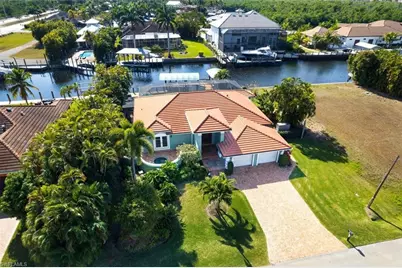 130 Montrose Dr, Fort Myers, FL 33919 - Photo 5