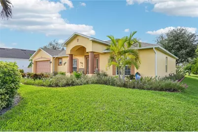 2322 SW 17th St, Cape Coral, FL 33991 - Photo 5