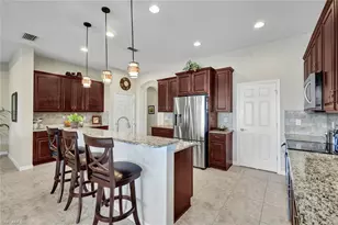 11502 Giulia Dr, Fort Myers, FL 33913 - Photo 9