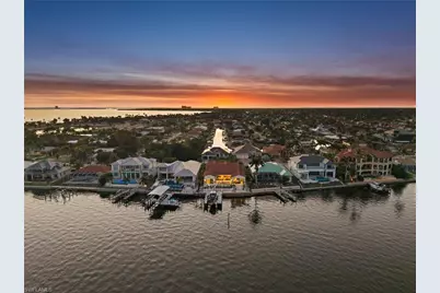 5661 Riverside Dr, Cape Coral, FL 33904 - Photo 45