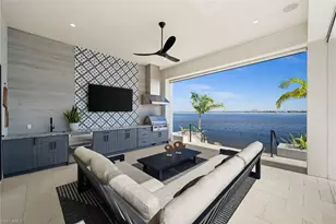 5661 Riverside Dr, Cape Coral, FL 33904 - Photo 15