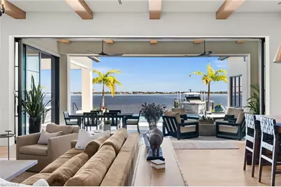 5661 Riverside Dr, Cape Coral, FL 33904 - Photo 11