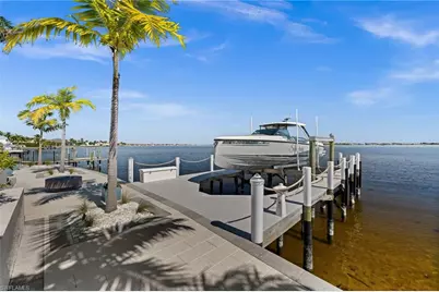 5661 Riverside Dr, Cape Coral, FL 33904 - Photo 37