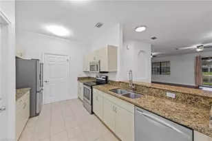 14764 Pinnacle Pl, Naples, FL 34119 - Photo 17