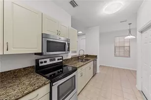 14764 Pinnacle Pl, Naples, FL 34119 - Photo 19