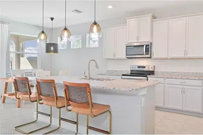 3132 Royal Gardens Ave, Fort Myers, FL 33916 - Photo 3