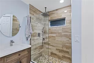 2114 SE 8th Pl, Cape Coral, FL 33990 - Photo 15