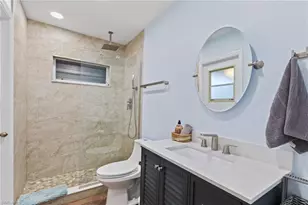 2114 SE 8th Pl, Cape Coral, FL 33990 - Photo 17