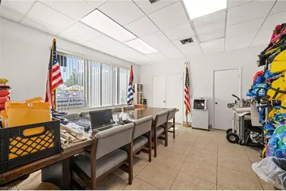917 SE 47th Ter, Cape Coral, FL 33904 - Photo 15