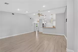 5365 Governors Dr, Fort Myers, FL 33907 - Photo 13