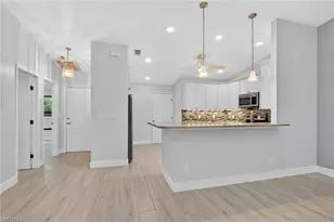 5365 Governors Dr, Fort Myers, FL 33907 - Photo 11