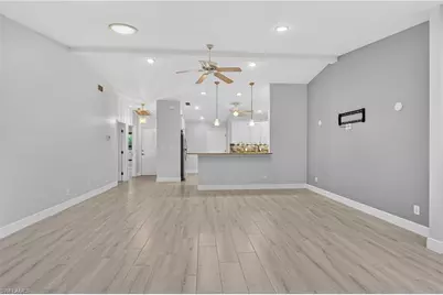 5365 Governors Dr, Fort Myers, FL 33907 - Photo 15