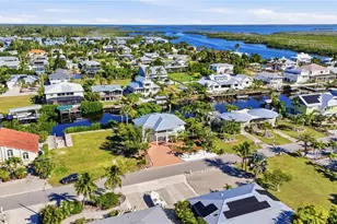 5304 Ann Arbor Dr, Bokeelia, FL 33922 - Photo 5