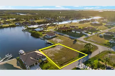 4204 NW 22nd St, Cape Coral, FL 33993 - Photo 7