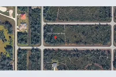 12052 Gisinger Blvd, Port Charlotte, FL 33981 - Photo 1