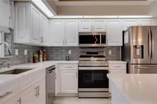 12 SW 18th Ave, Cape Coral, FL 33991 - Photo 11