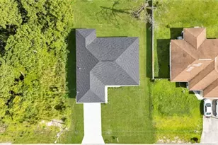 2805 26th St SW, Lehigh Acres, FL 33976 - Photo 27