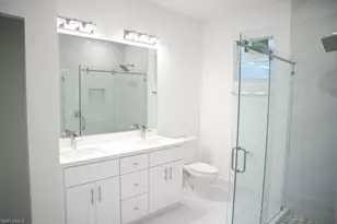 34 SE 23rd Pl, Cape Coral, FL 33990 - Photo 11