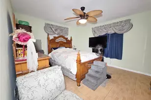 2210 SE 5th Terrace, Cape Coral, FL 33990 - Photo 13