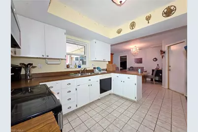 2210 SE 5th Ter, Cape Coral, FL 33990 - Photo 5