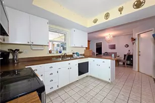 2210 SE 5th Terrace, Cape Coral, FL 33990 - Photo 5