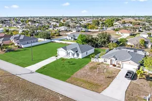 343 NE 25th Terrace, Cape Coral, FL 33909 - Photo 27