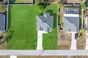 343 NE 25th Terrace, Cape Coral, FL 33909 - Photo 25