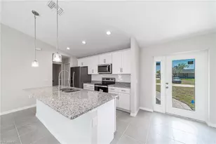 2122 NW 9th Ave, Cape Coral, FL 33993 - Photo 3