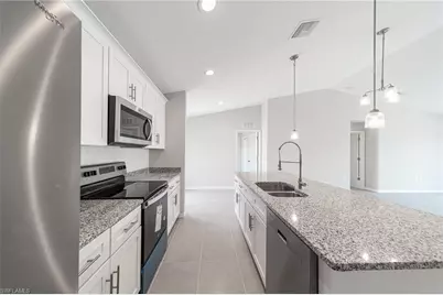2122 NW 9th Ave, Cape Coral, FL 33993 - Photo 11