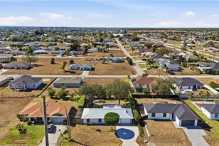 2306 NE 24th Ave, Cape Coral, FL 33909 - Photo 41