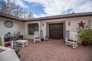 5702 Sandpiper Pl, Fort Myers, FL 33919 - Photo 7