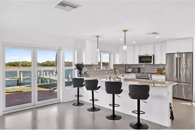 867 Oak St, Fort Myers Beach, FL 33931 - Photo 15
