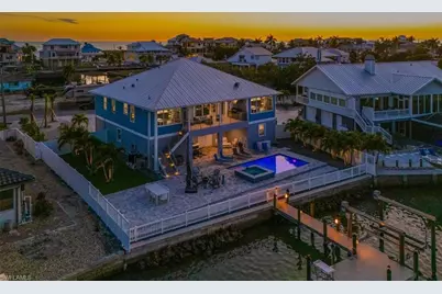 8425 Lagoon Rd NE, Fort Myers Beach, FL 33931 - Photo 41