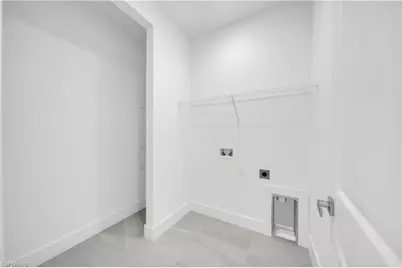 2208 NE 9th Ave, Cape Coral, FL 33909 - Photo 11