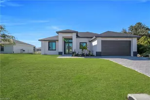 2208 NE 9th Ave, Cape Coral, FL 33909 - Photo 3