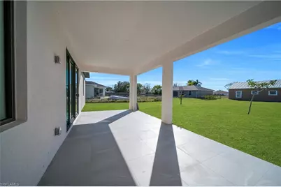 2208 NE 9th Ave, Cape Coral, FL 33909 - Photo 33