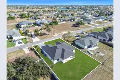 2208 NE 9th Ave, Cape Coral, FL 33909 - Photo 41