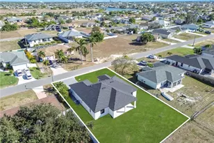 2208 NE 9th Ave, Cape Coral, FL 33909 - Photo 41