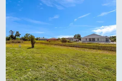 716/718 Harry Ave S, Lehigh Acres, FL 33973 - Photo 17