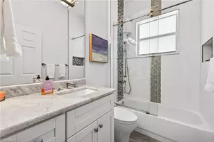 12756 Yacht Club Cir, Fort Myers, FL 33919 - Photo 29