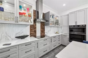 12756 Yacht Club Cir, Fort Myers, FL 33919 - Photo 15