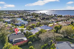 12756 Yacht Club Cir, Fort Myers, FL 33919 - Photo 9
