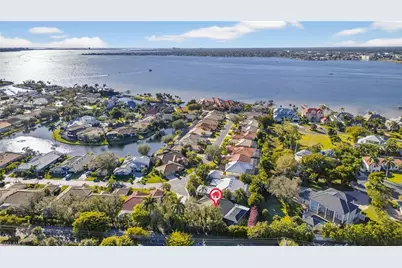 12756 Yacht Club Cir, Fort Myers, FL 33919 - Photo 37