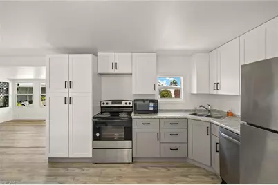 341 Mattie Ave, Fort Myers, FL 33908 - Photo 13