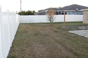 2709 SW 4th Pl, Cape Coral, FL 33914 - Photo 11