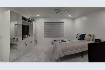 2709 SW 4th Pl, Cape Coral, FL 33914 - Photo 25