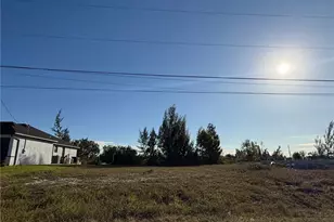 1103 NW 31st Pl, Cape Coral, FL 33993 - Photo 1