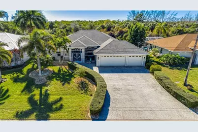 2206 Coral Point Dr, Cape Coral, FL 33990 - Photo 5