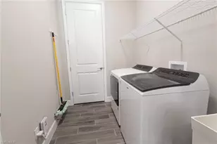 713 NW 37th Ave, Cape Coral, FL 33993 - Photo 39